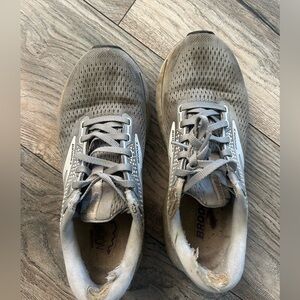 Brook ghost 14 very well worn ultra Running Sneakers. Over 500 miles size 8